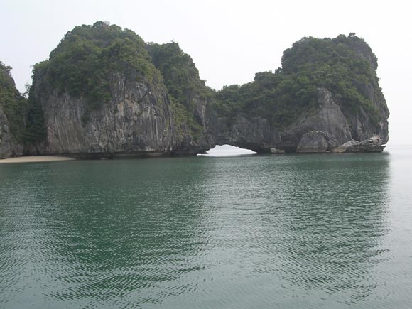 HaLongBay014.jpg