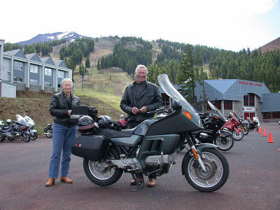 Terry and Donna and their K100RT