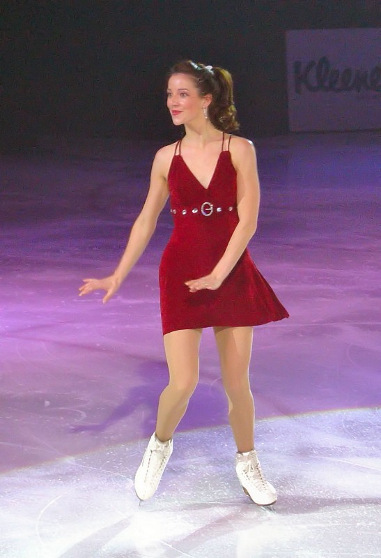 Kleenex Figure Skating 121