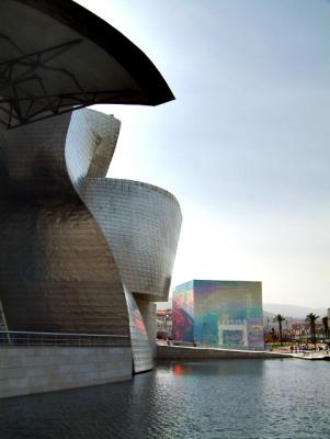 Guggenheim y cubo