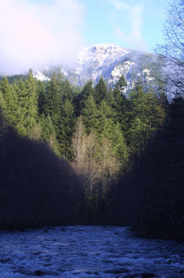 Zig Zag Mountain from Zig Zag River