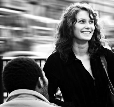 u5/mtf_foto_studies/medium/37159404.37159404.63_smile_gd_bw2_4w3.jpg