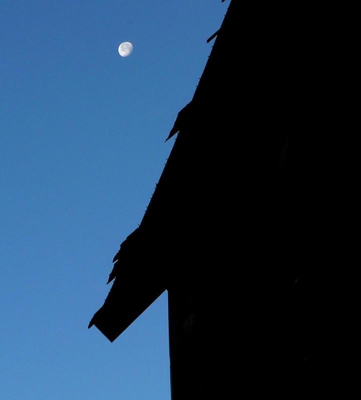 Moon2.jpg
