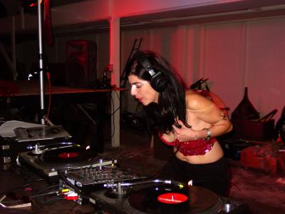 DJ Betty Housing.jpg