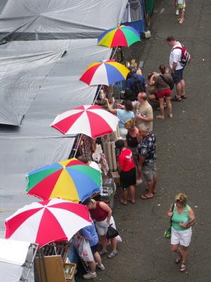 Swap Meet, Aloha Stadium