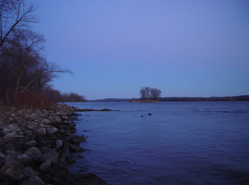 Jupiter Above the Mississippi at Dusk
