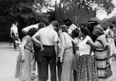 Sy Sara Crowd looking at Something 1950's