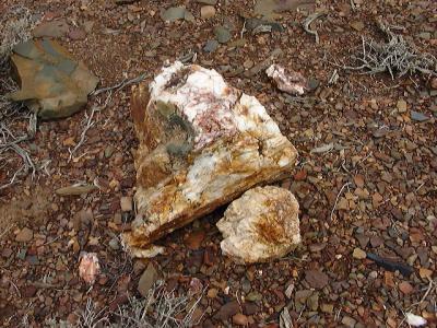 Quartz, Mazourka Canyon