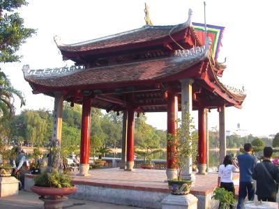Hanoi - Hoan Kiem Lake 8