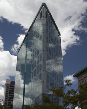 u6/alight/upload/32650152.SLCWellsFargo.jpg