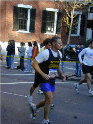 u6/bklyncmt/medium/970706.Mar01NYPDN6.jpg