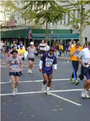 u6/bklyncmt/medium/970757.Mar01NYPDN22.jpg