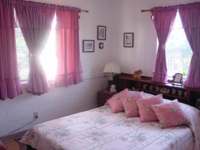 2nd bedroom - Subic