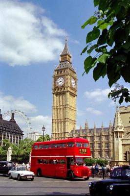 u6/bmcmorrow/medium/35365539.london210019.jpg