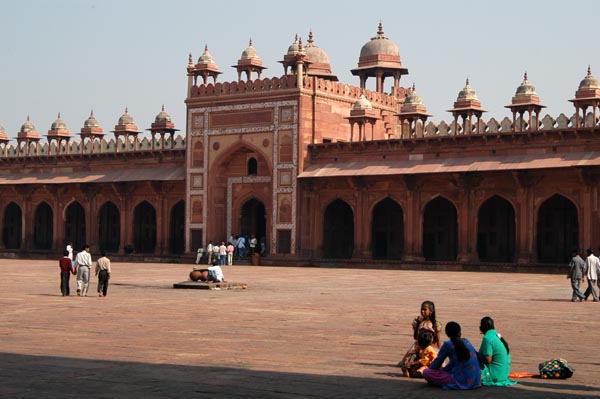 Shahi Darwaza or King's Gate, opposite the prayer hall