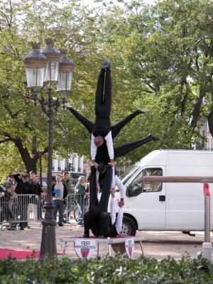 Police acrobats