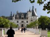 Chenonceau: the approach