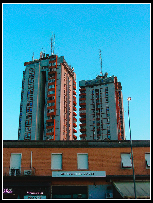 DueTorri_-_DSCF0597.jpg