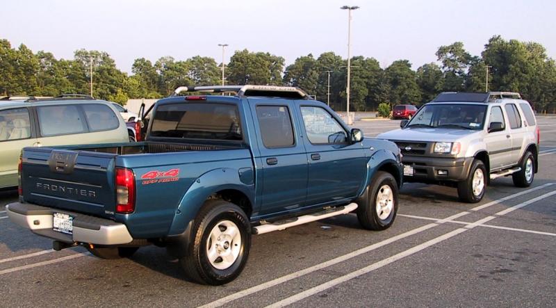 My Brother-in-laws 01 Frontier SE Short bed and Wifes Xterra all bought the same day!