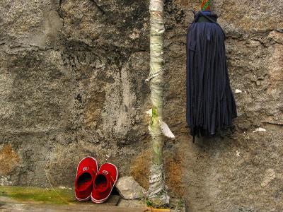 red shoes, jiuhuashan