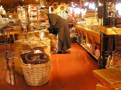 20 DEC 04 SHOPPING