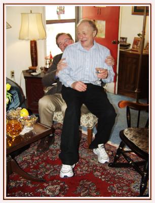 What is it about Rich's lap that appeal so to young & old?