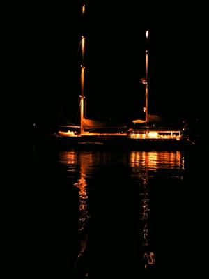 26 Neighboring smart yacht in Bayinder Bay