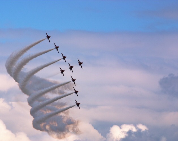 <b><i>The Arrows 3</b></i> * by Jono Kimber<br><b>10th Place</b>