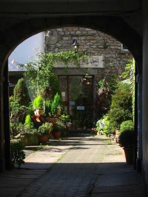 *Courtyard Kirkby Lonsdale