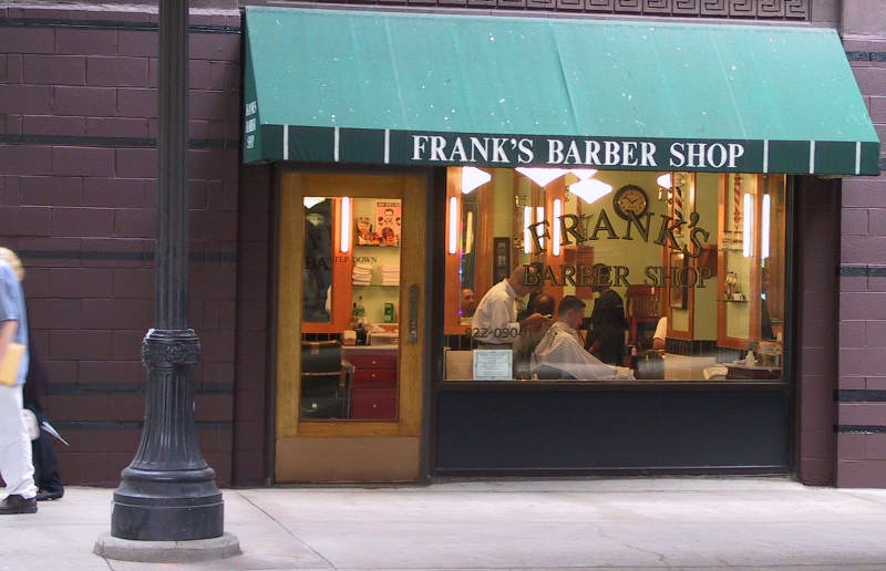 <p align=right><b>Franks window</b><br><font size=2><i>by G. Biondani</i></font></p>