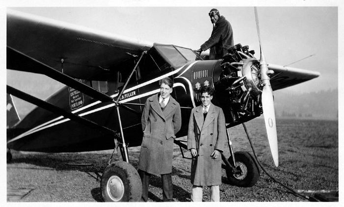 Prior to flight, 1939 (598)