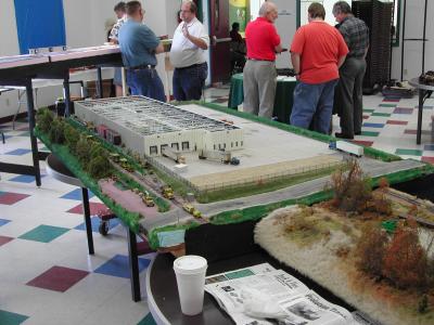 Dave Davis' warehouse display, featured in November Model Railroader.