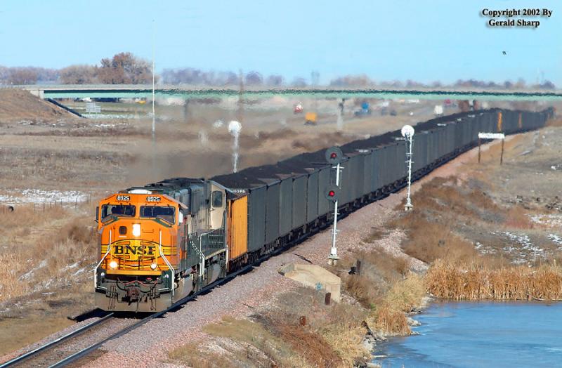 BNSF 8925 At Tonville, CO
