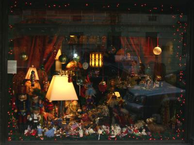 Gift Shop on 10th Street Off University Place