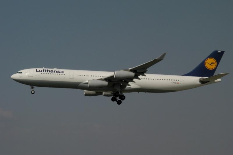 Lufthansa_A300.JPG