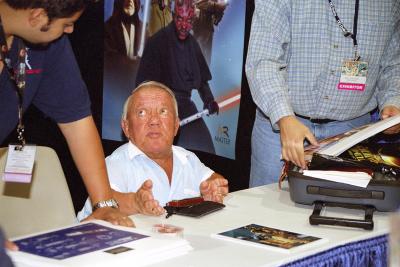 Kenny Baker (aka R2-D2)