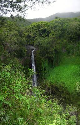 Makahiku Falls