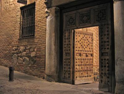  Open Door
