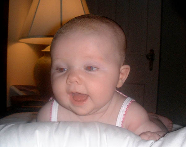 ellie_onbed4.jpg