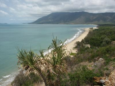 Cairns and excursions north