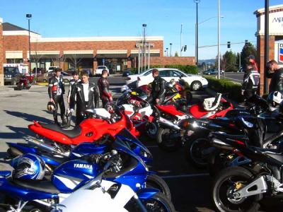 bikes-at-chevron2.jpg