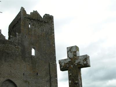Aug04_Ireland 192_Rock of Cashel (7).jpg