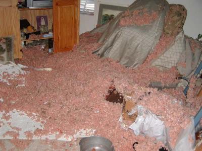 Masterbed is undeer there.jpg