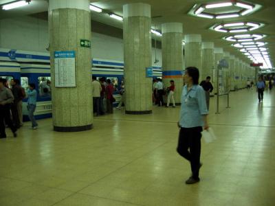 u6/minota_9xi/medium/37619413.BeiJingsubway3fixlow.jpg