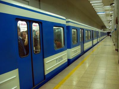 u6/minota_9xi/medium/37619414.BeiJingsubway4fixlow.jpg