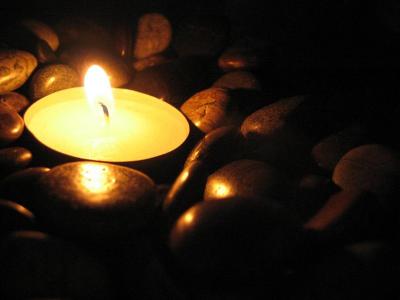 candle1.JPG