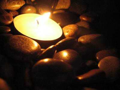 candle2.JPG