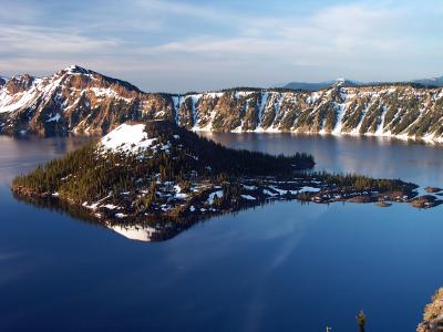Crater Lake by Xavier Cohen