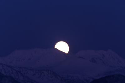 Rising moon over Mt.Tateyama