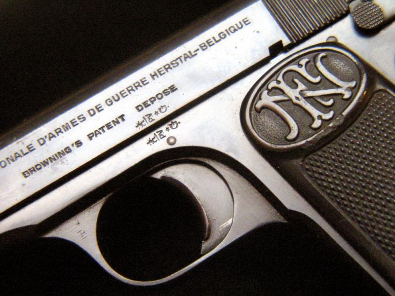 Assassins pistol, Vienna, Austria, 2003